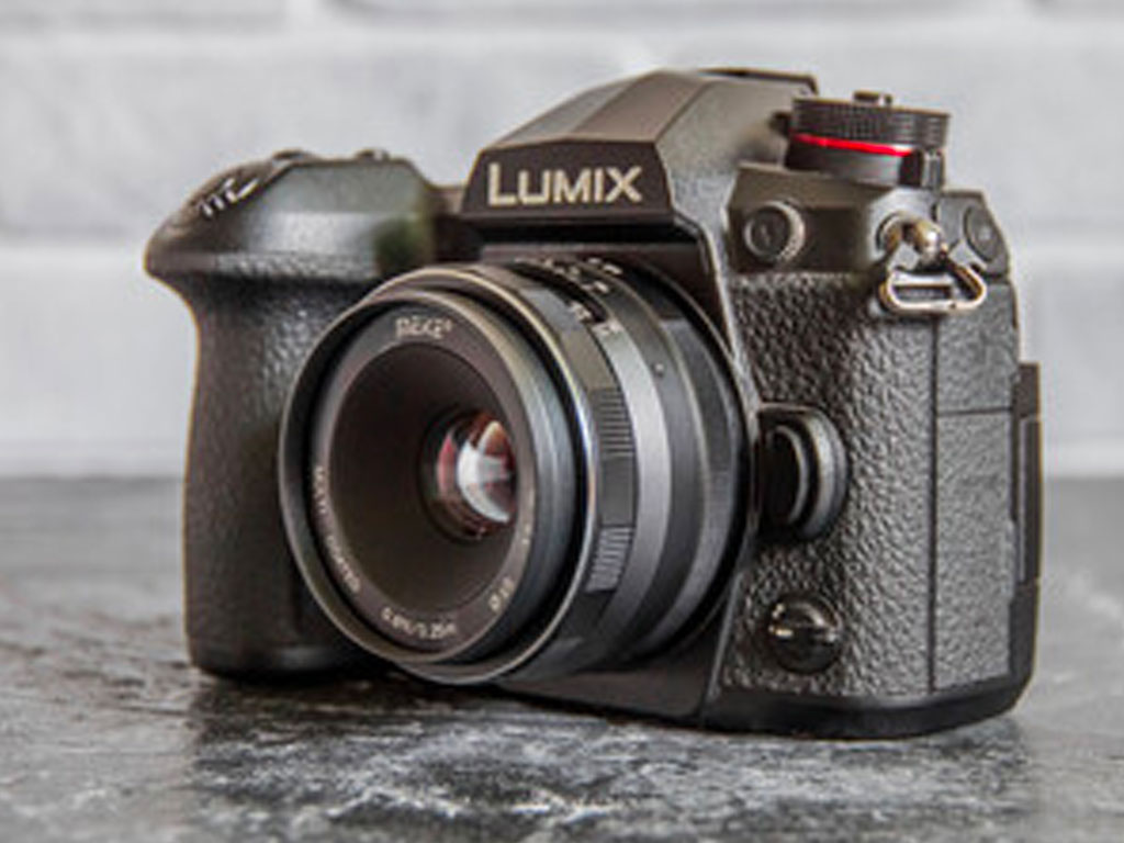 ミラーレス一眼とマイクロ一眼。２つのカメラはどう違うの？