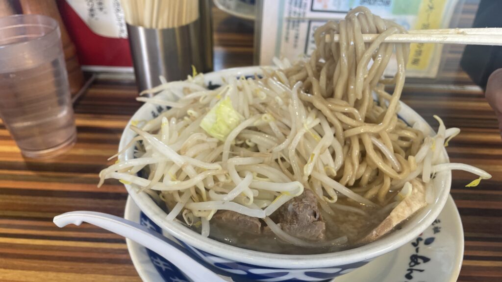二郎系インスパイア「ラーメン大」＠愛知県一宮市〈スタジオ立ち寄りグルメ〉