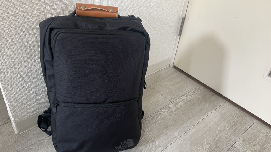 新しく仕事用リュックを買ったからみてほしい